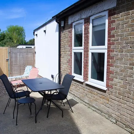 Sundance Cosy Getaway - Annexe Apartment Whitstable Exterior photo